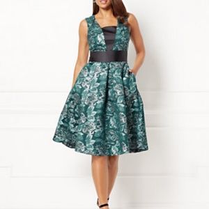 NWT Eva Mendes Wilhelmina Jacquard Dress Size 4